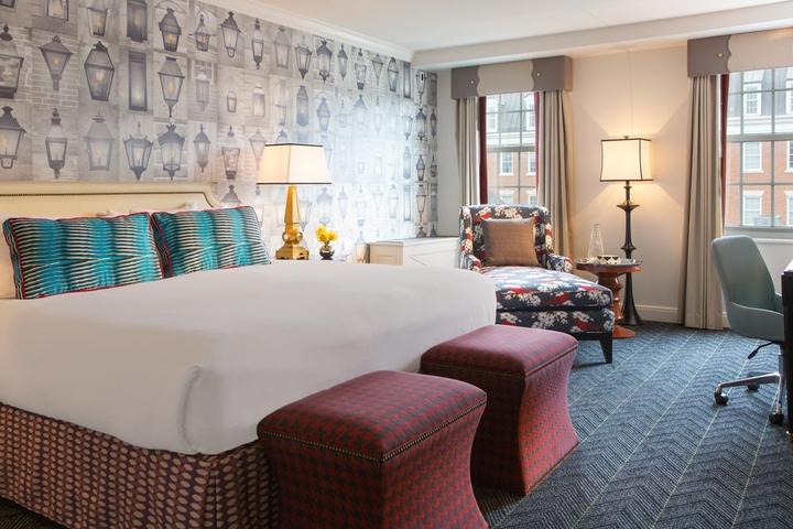 Pet Friendly Hotels In Alexandria Va Bringfido