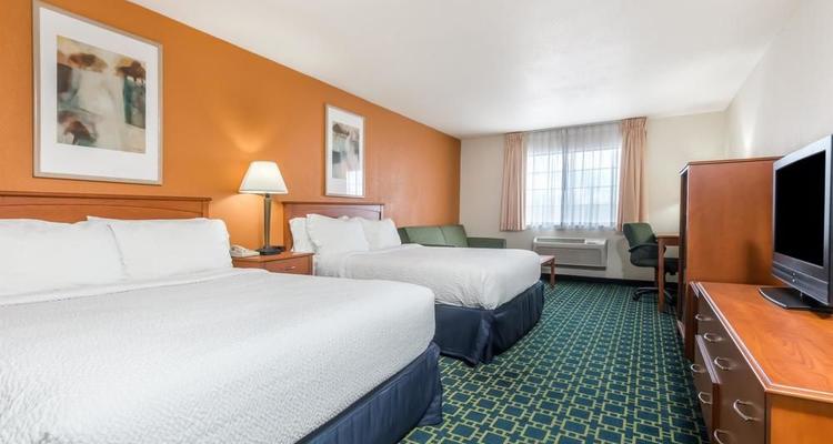 Baymont Inn Suites Santa Fe Pet Policy