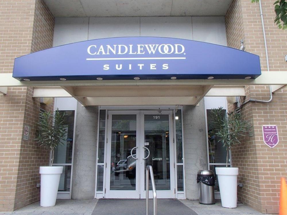 Candlewood Suites Montreal Pet Policy