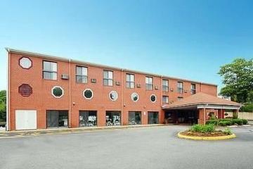 Pet Friendly Hotels In Hyannis Ma Bringfido