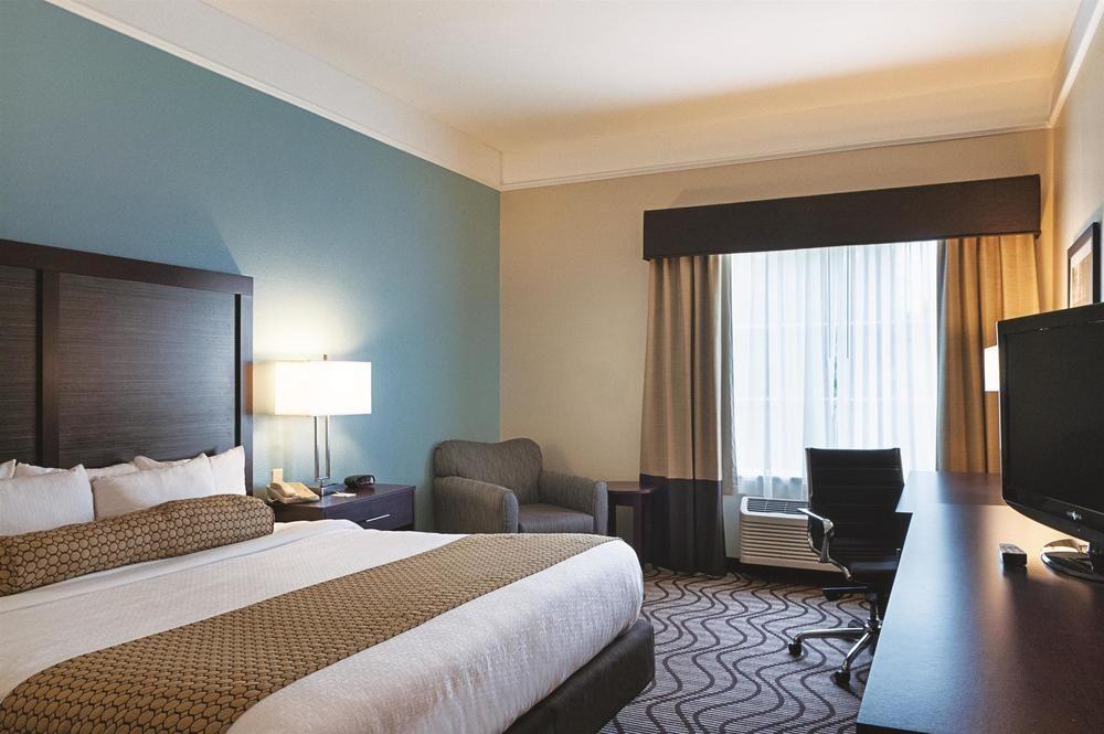 Pet Friendly Hotels In Houma La Bringfido
