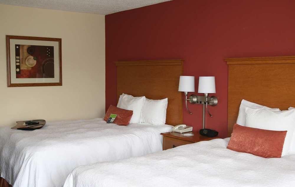 Hampton Inn Aiken Pet Policy