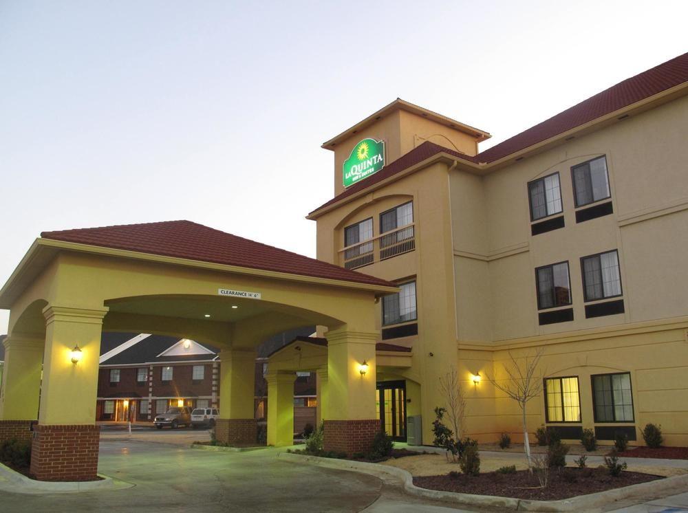 Pet Friendly Hotels In Yukon Ok Bringfido