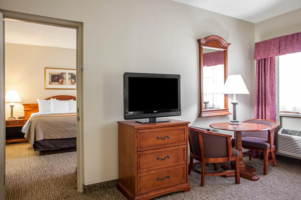 Comfort Inn Festus Pet Policy