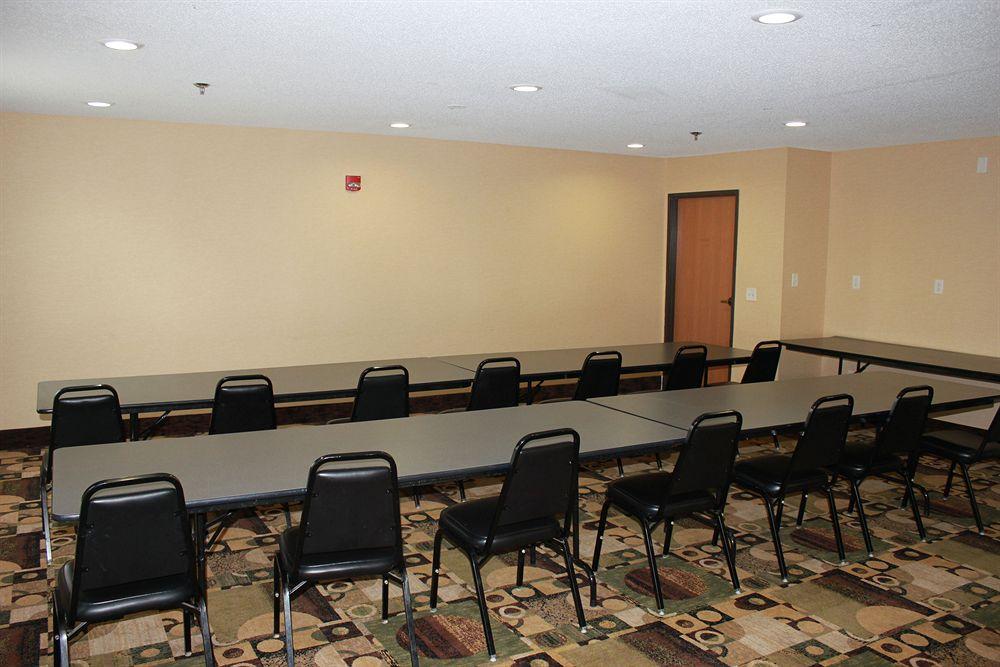 Quality Inn & Suites Menomonie Pet Policy