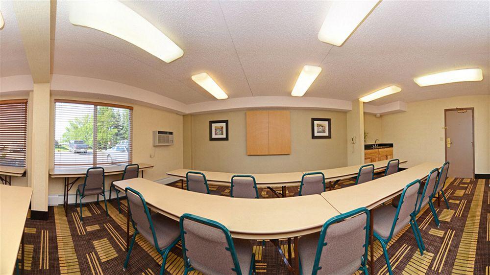 Days Inn Bismarck Pet Policy