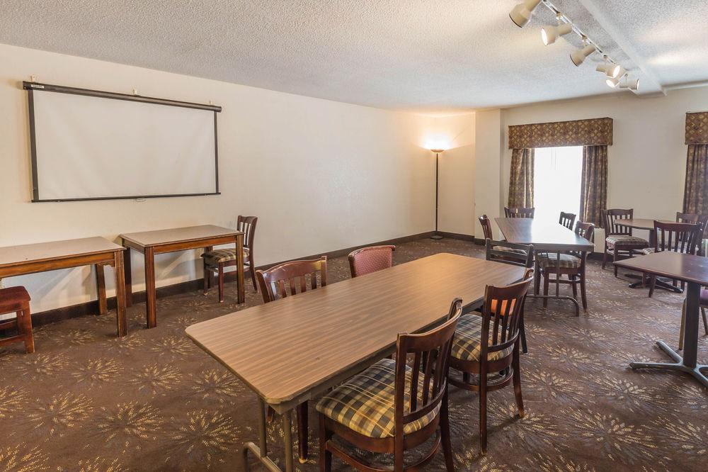 Quality Inn Greer Pet Policy