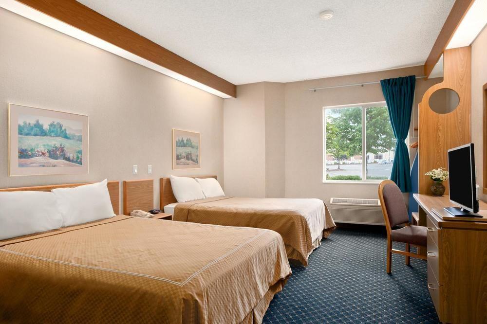 Howard Johnson Vancouver Pet Policy