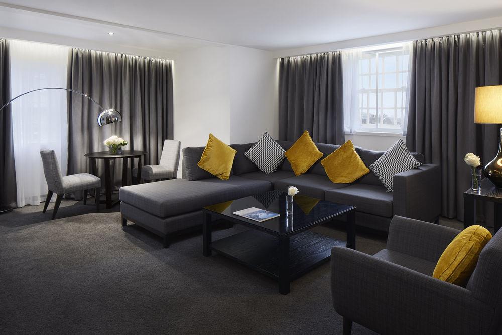 Radisson Blu Hotel Edinburgh Pet Policy