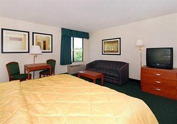 the groom room alton