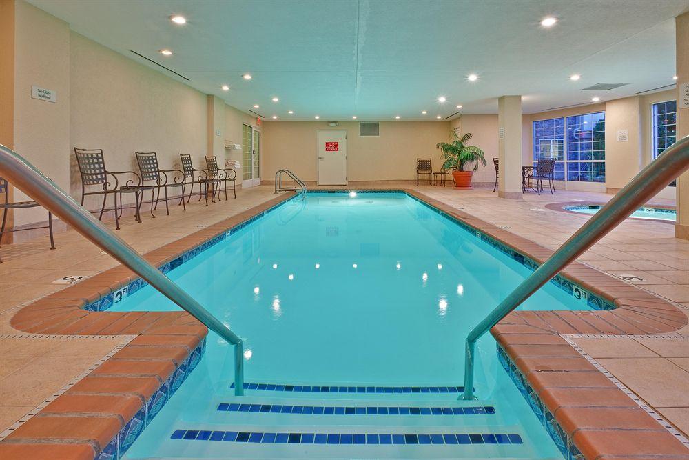 Candlewood Suites Indianapolis Pet Policy