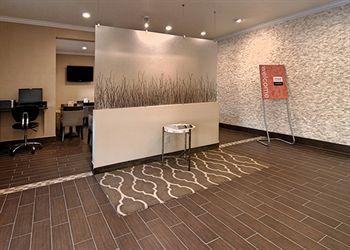 Comfort Inn Suites Waterloo Pet Policy