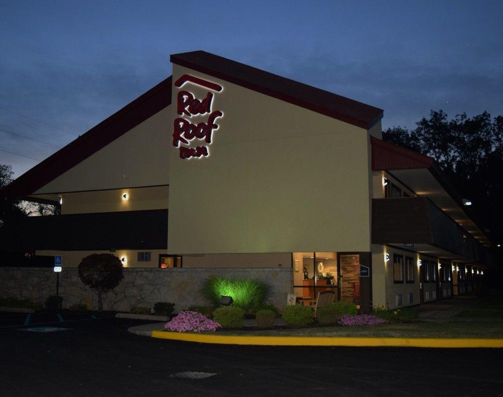 Pet Friendly Hotels In Utica Ny Bringfido