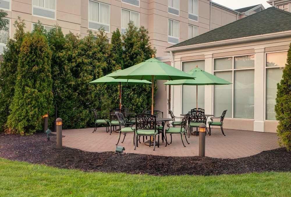 Hilton Garden Inn Danbury Pet Policy