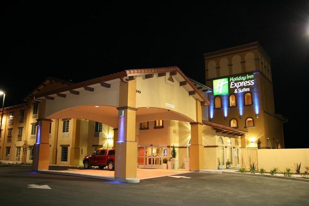 Holiday Inn Express Hotel Suites Willows Pet Policy