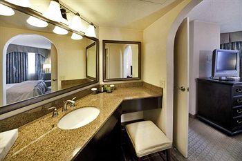 Embassy Suites Deerfield Beach Resort Spa Pet Policy