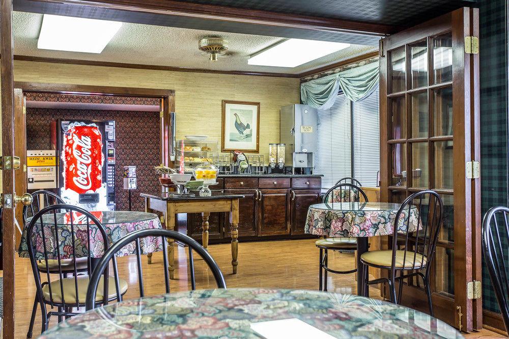 Econo Lodge & Suites Lake Norman Pet Policy