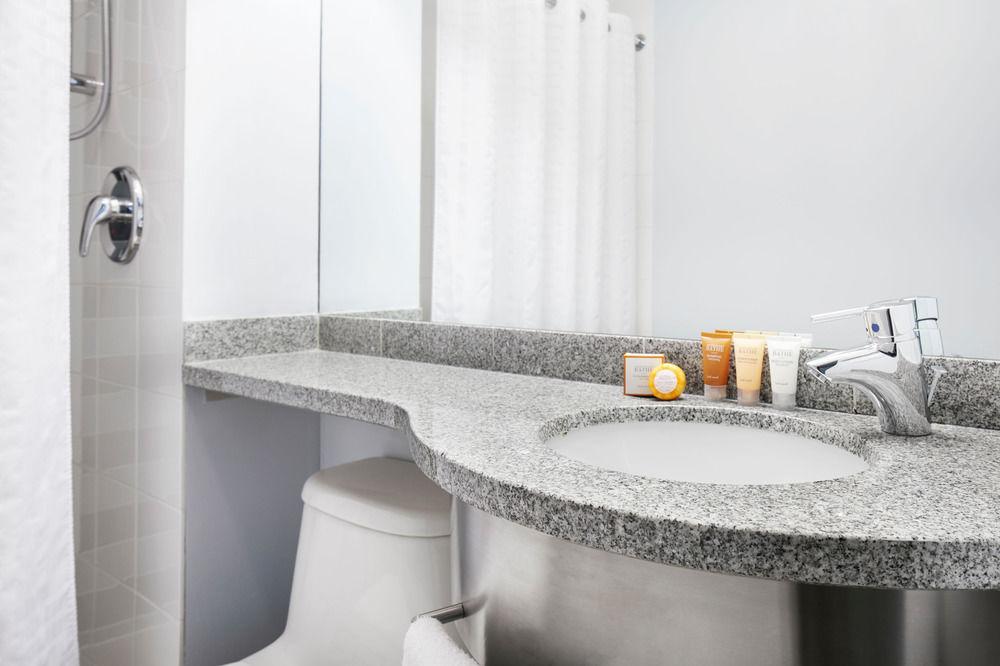 Radisson Hotel New York MidtownFifth Avenue Pet Policy