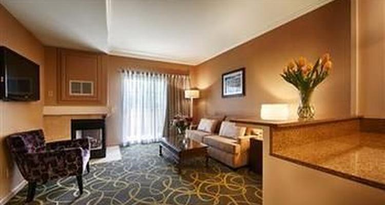 Best Western Plus Inn Dixon Pet Policy