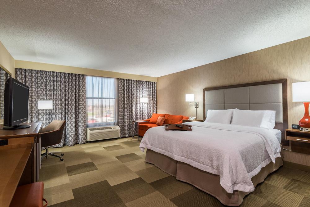 Hampton Inn Buffalo Airport Galleria Mall Pet Policy