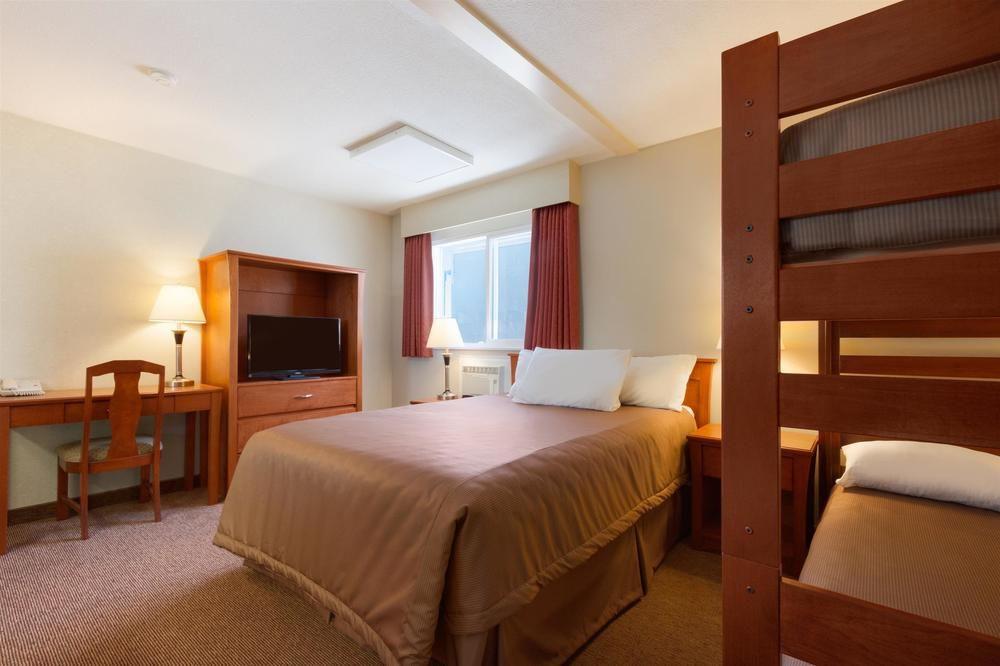 Travelodge Langley City Pet Policy - 