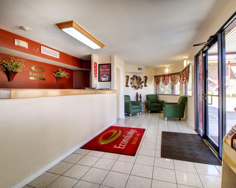 econo lodge keesler afb