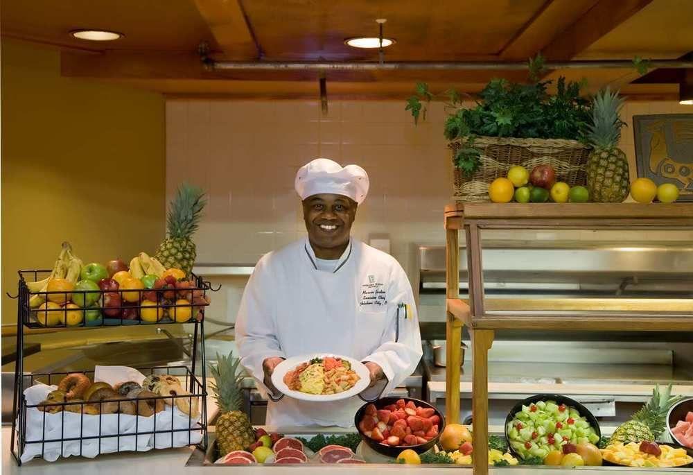 Embassy Suites Oklahoma City Will Rogers World Airport Pet Policy