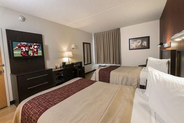 Cheap Hotels In Downtown San Antonio Tx Red Roof Plus Red Roof Downtown San Antonio Hotel