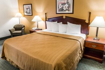 Pet Friendly Hotels In Fayetteville Nc Bringfido
