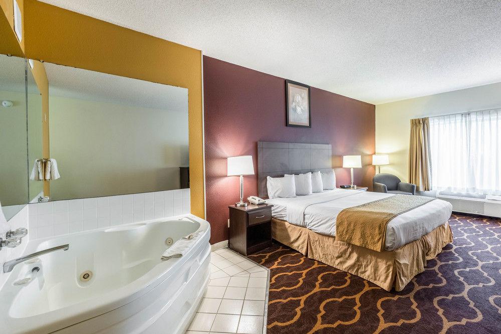 Quality Inn Kearney Pet Policy