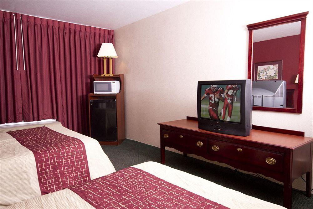 Red Roof Inn Conference Center Lubbock Pet Policy