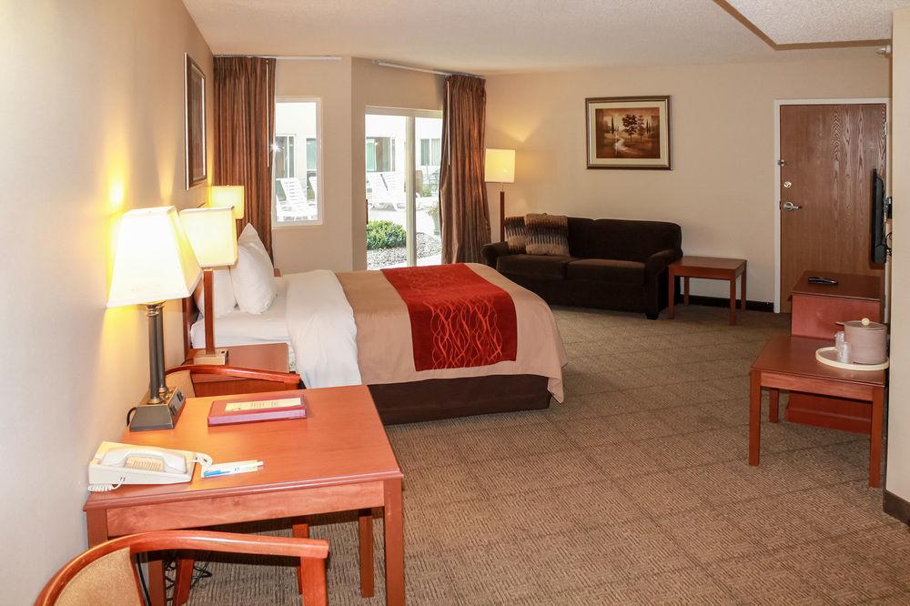 Comfort Inn At The Zoo Pet Policy