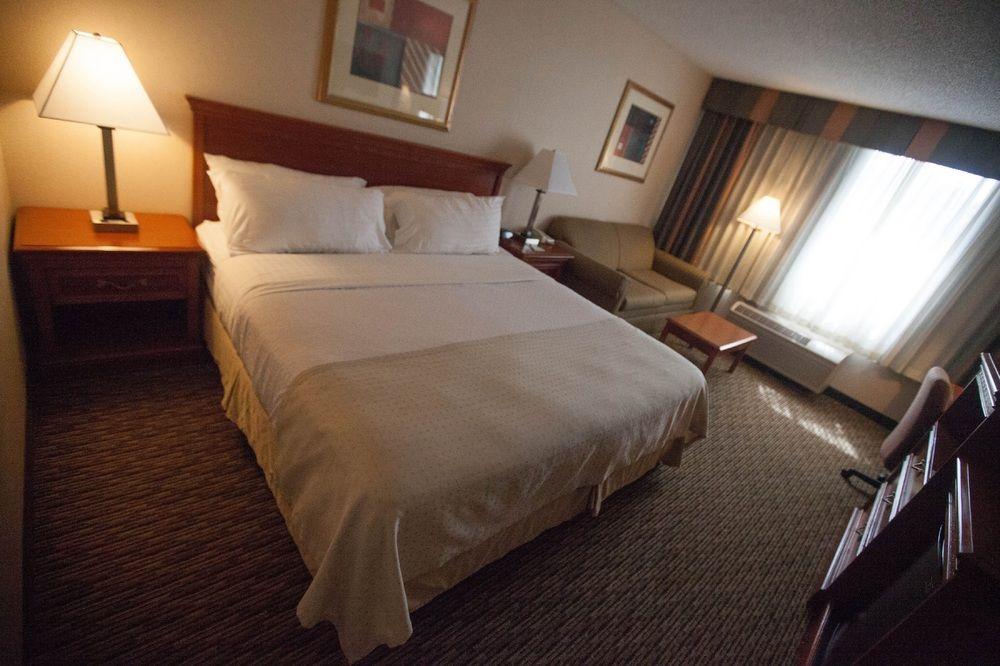 Holiday Inn Rutland Killington Area Pet Policy