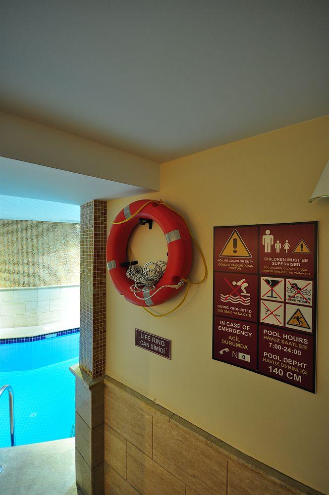 orient express hotel pet policy