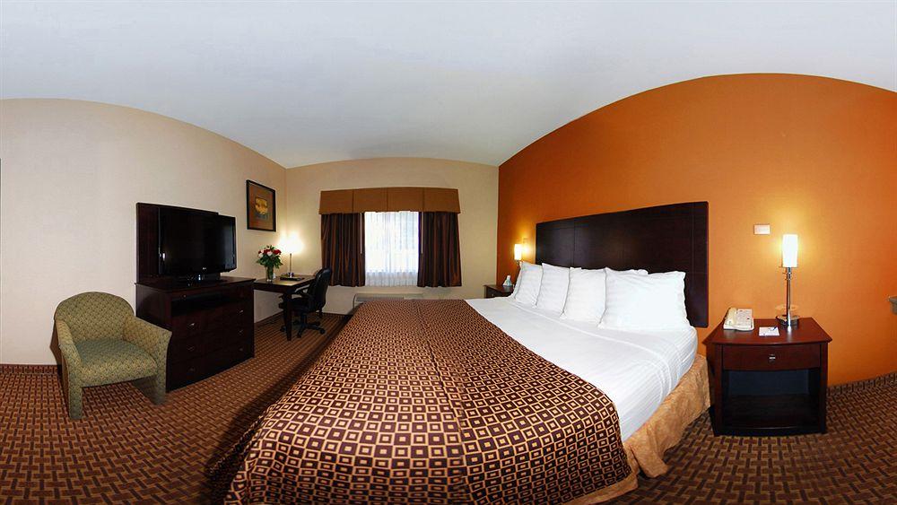 Best Western Concord Inn Suites Pet Policy