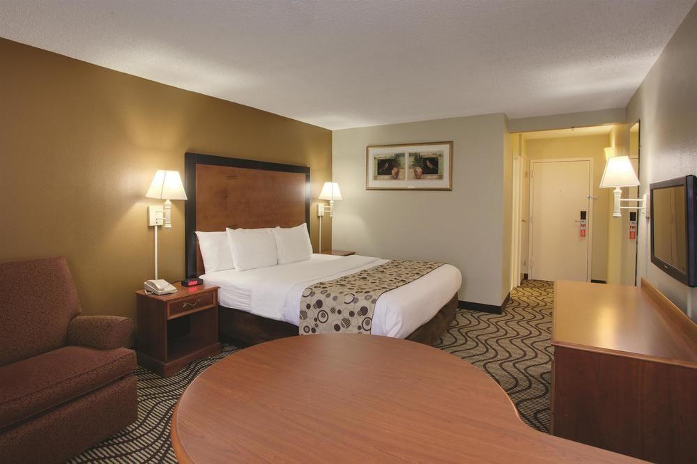 Pet Friendly Hotels In Wytheville Va Bringfido