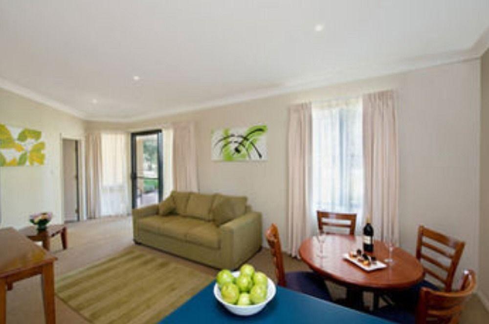 Leisure Inn Pokolbin Hill Pet Policy