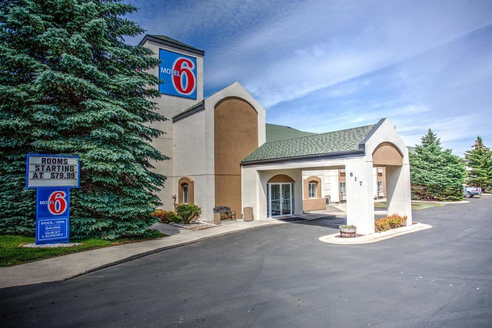 Motel 6 Bozeman Pet Policy