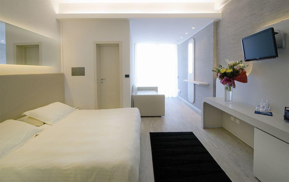 Hotel Le Palme Pet Policy