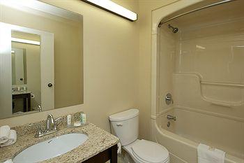Pet Friendly Hotels In Midland On Bringfido