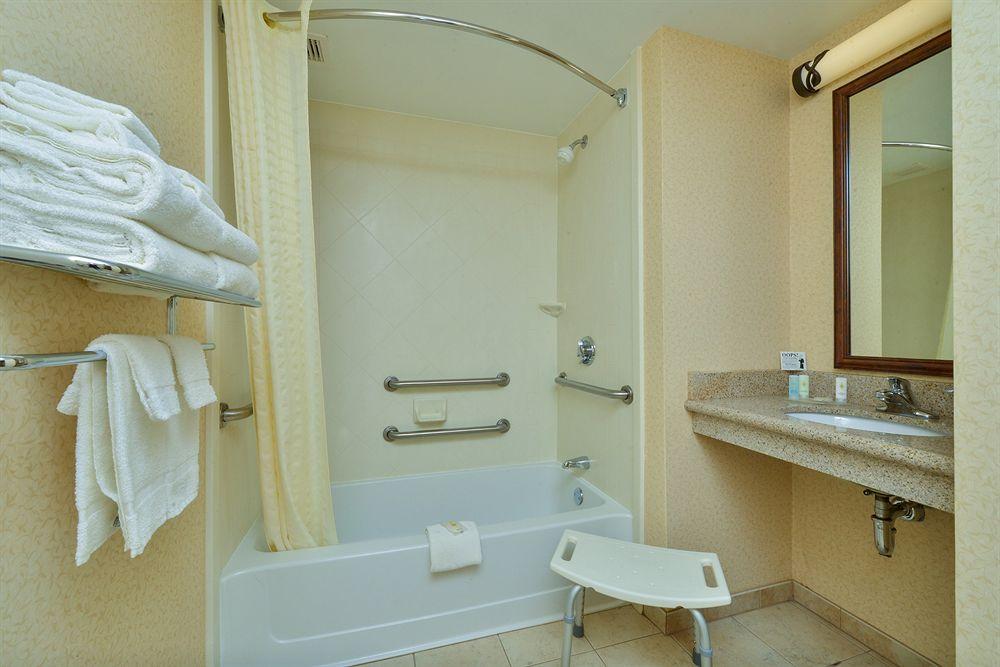 Comfort Inn Suites Wilton Pet Policy