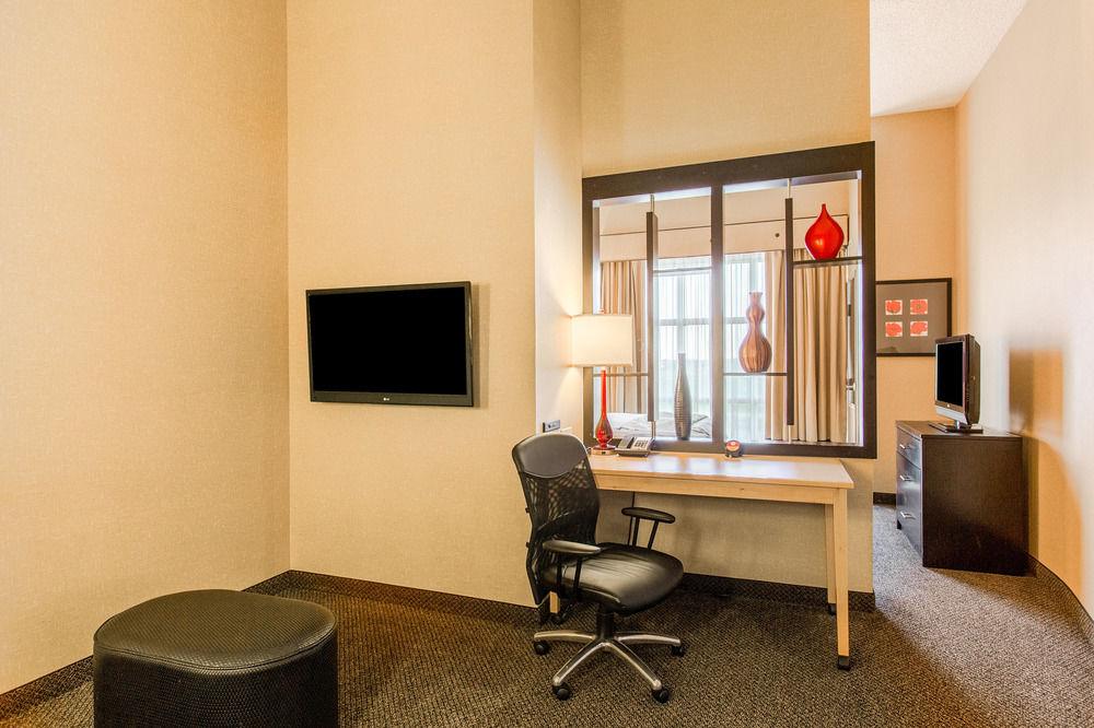 Cambria Suites Maple Grove Pet Policy