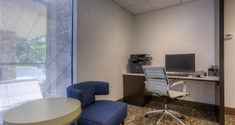 Comfort Inn Suites Lexington Pet Policy