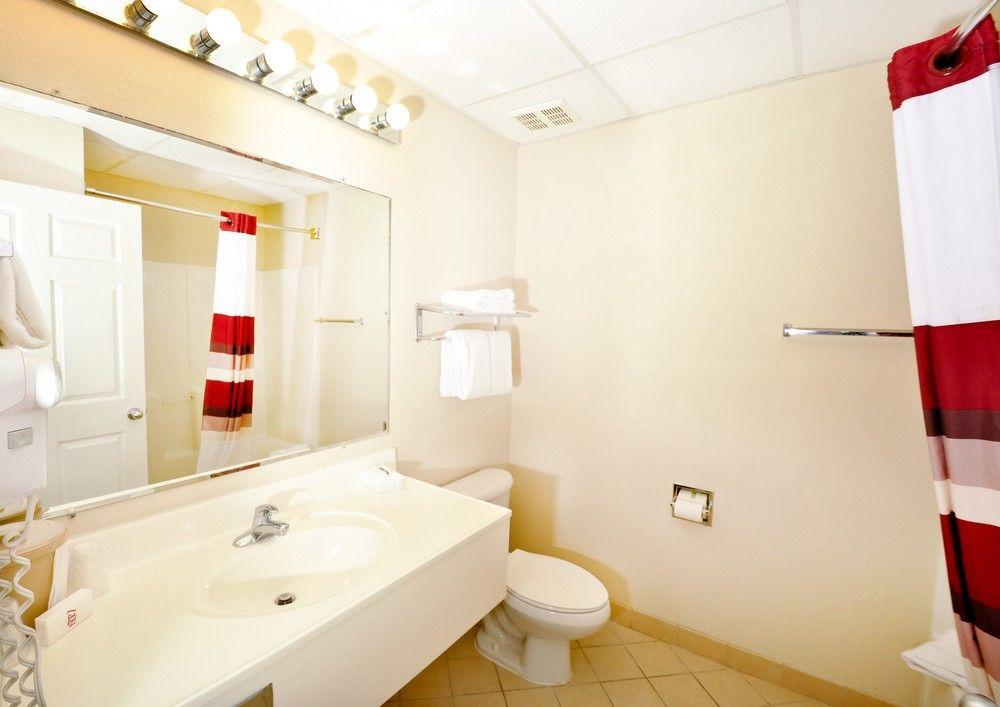 Red Roof Inn Carrollton Pet Policy