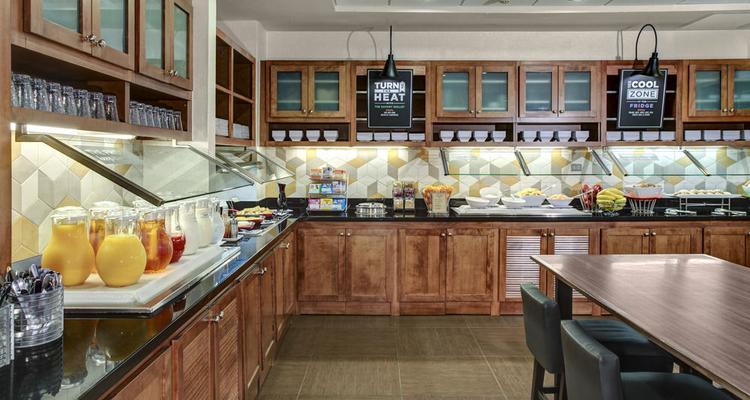 Hyatt Place Busch Gardens Pet Policy