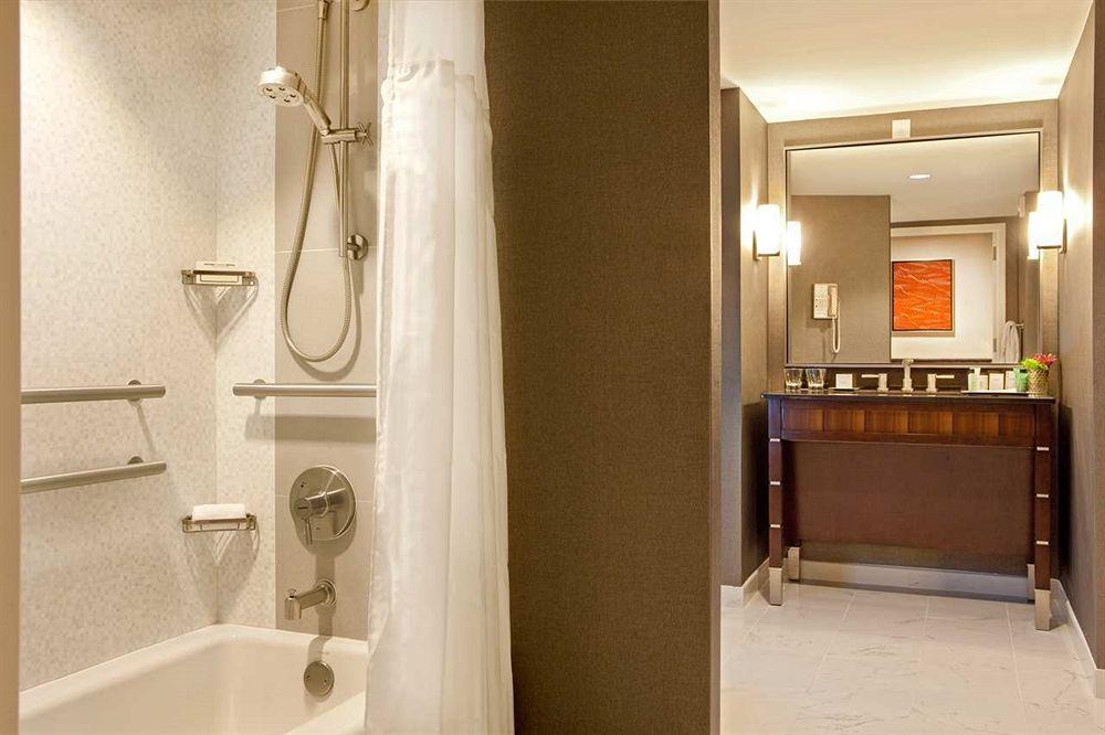 Hilton Nashville Downtown Pet Policy