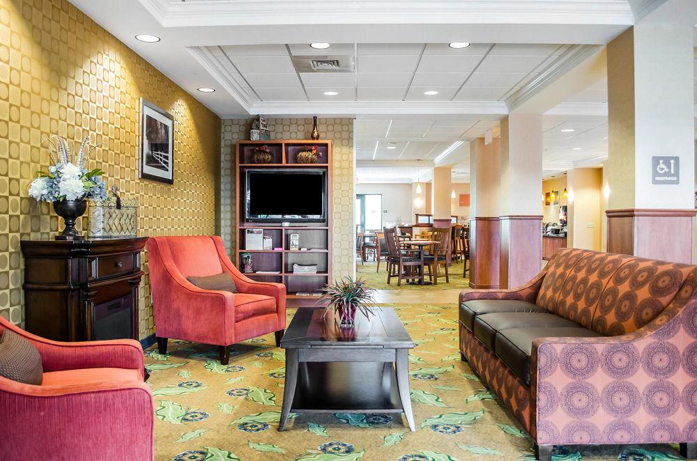 Comfort Suites Amish Country Pet Policy