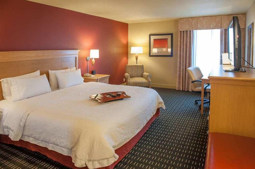 Hampton Inn Pensacola Airport Cordova Mall Area Pet Policy