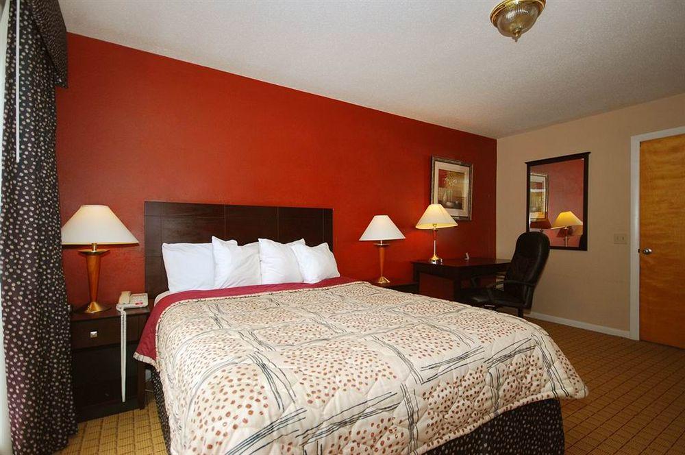 Econo Lodge Inn Suites Old Saybrook Pet Policy