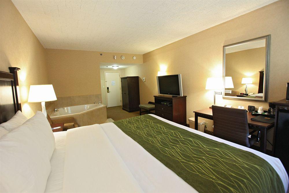 Comfort Inn And Suites Paramus Pet Policy